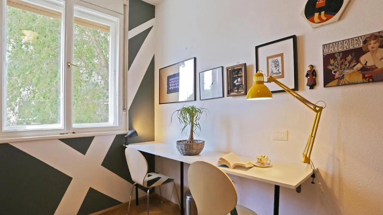 Tchaikovsky Hostel Split
