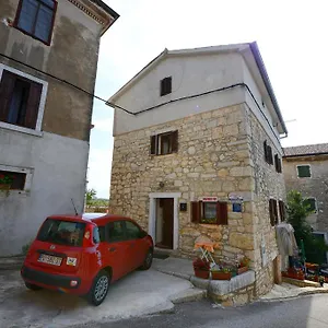 https://maja-apartment.in-istria.net