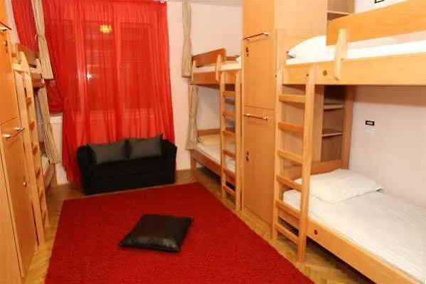 Tchaikovsky Hostel 스플리트